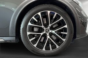 Mercedes E300 bild 12