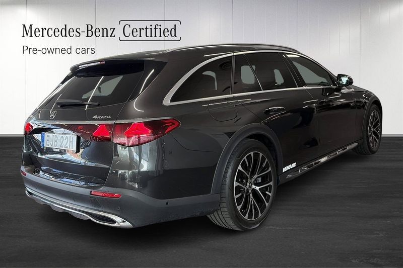 Mercedes E300 bild 3