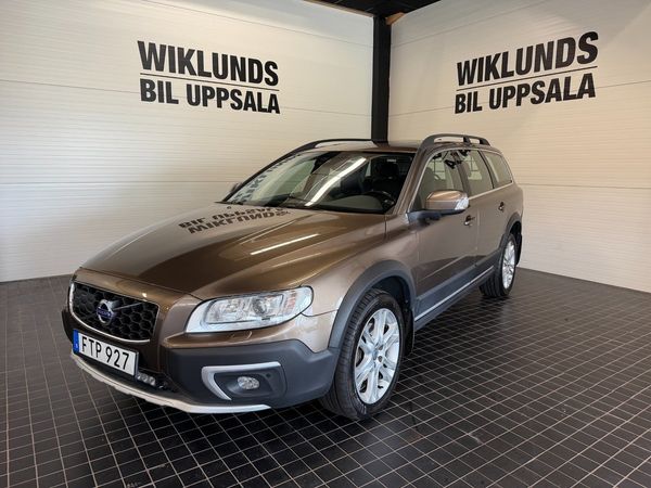 Volvo XC70 D5 AWD Geartronic Classic Summum Pano Drag Skinn GPS - 2016