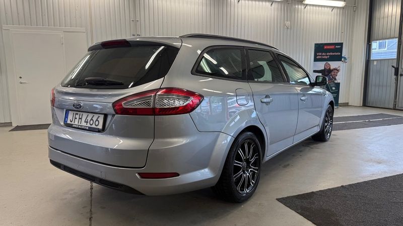 Ford Mondeo bild 8