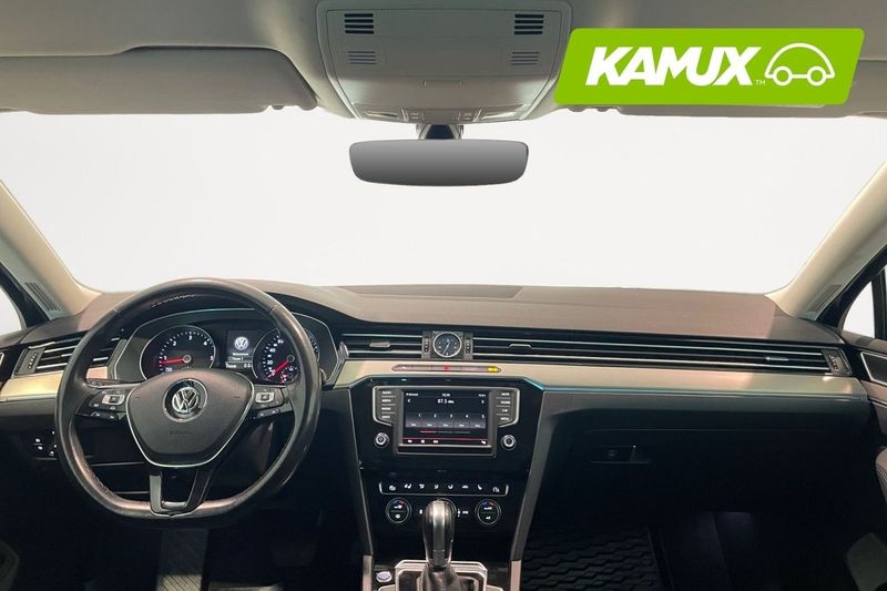 Volkswagen Passat bild 9