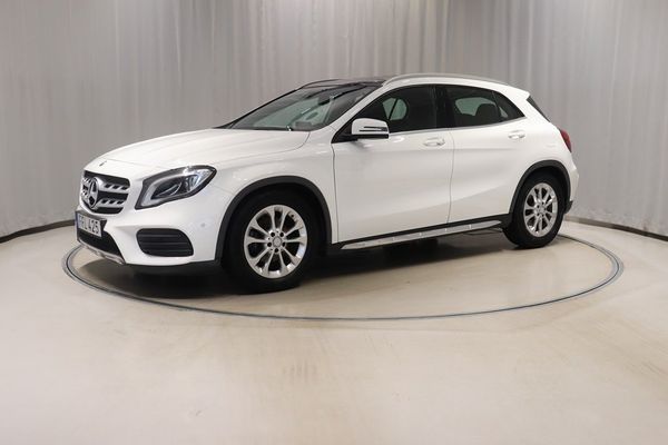Mercedes GLA180 d 109hk AMG Automat Panorama Navi Sensorer - 2018