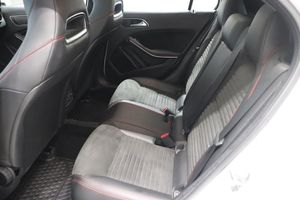Mercedes GLA180 bild 8
