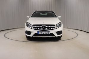 Mercedes GLA180 bild 2