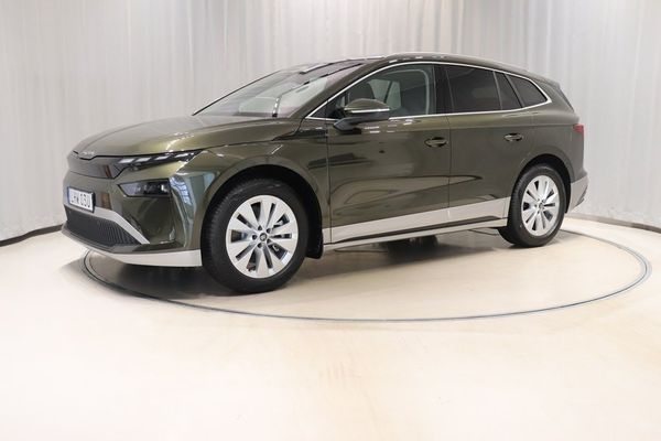 Skoda Enyaq 85 286hk Selection Drag Värmare Kamera Nav Lagerbil - 2027