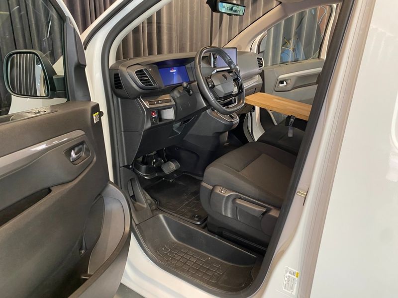 Peugeot e-Expert bild 19