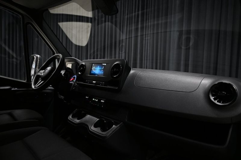 Mercedes Sprinter bild 21