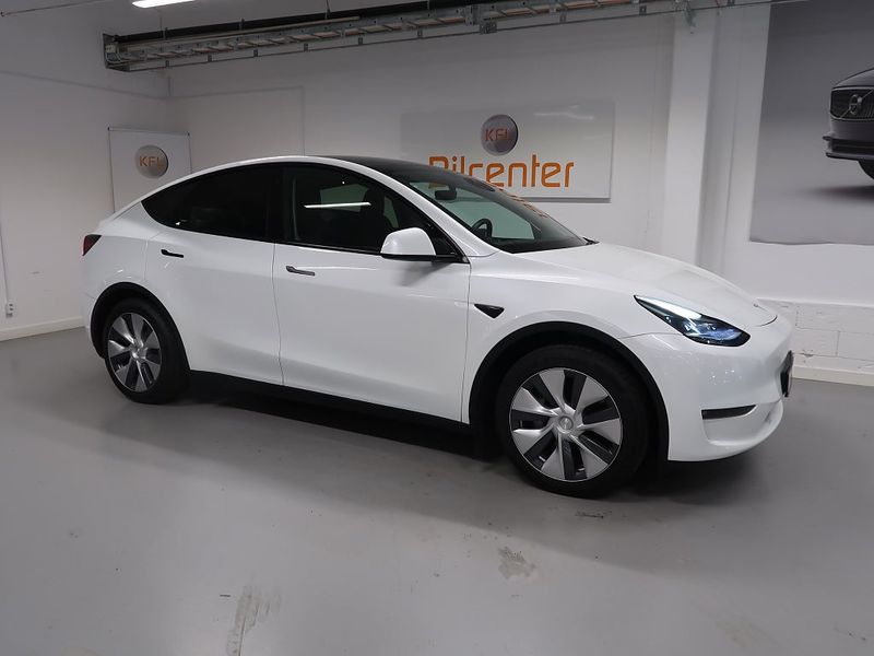 Tesla Model Y bild 6