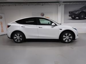 Tesla Model Y bild 7