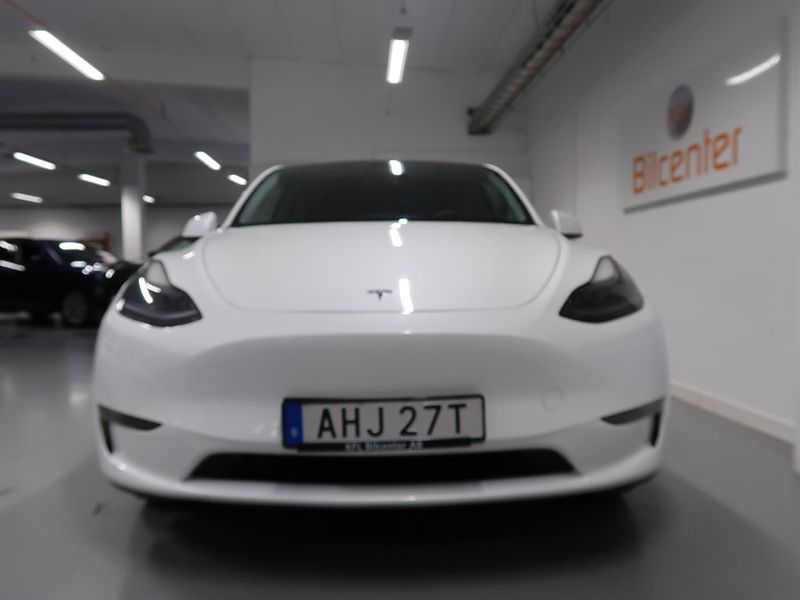 Tesla Model Y bild 12