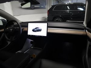 Tesla Model 3 bild 20