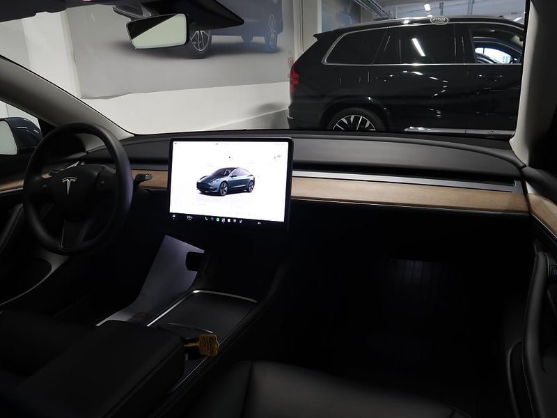 Tesla Model 3 bild 20