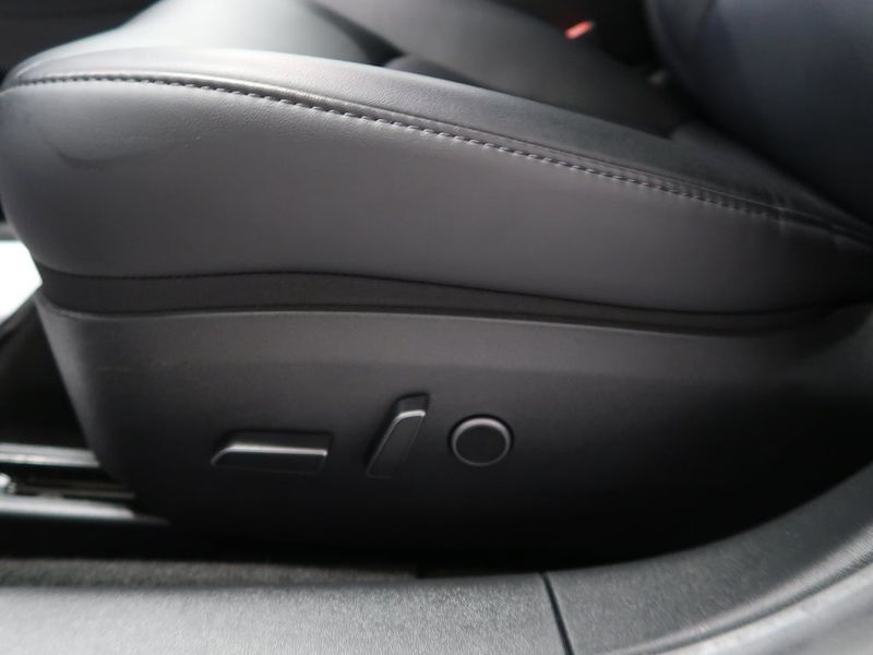 Tesla Model 3 bild 19