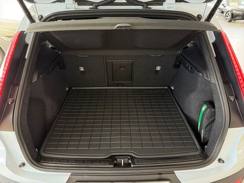 Volvo EX40 bild 16