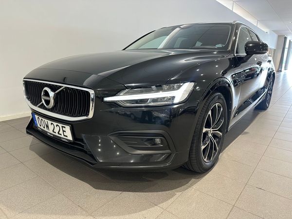 Volvo V60 D3 AWD Momentum Advanced SE II / Dragkrok / Navigation / Backkamera / - 2020