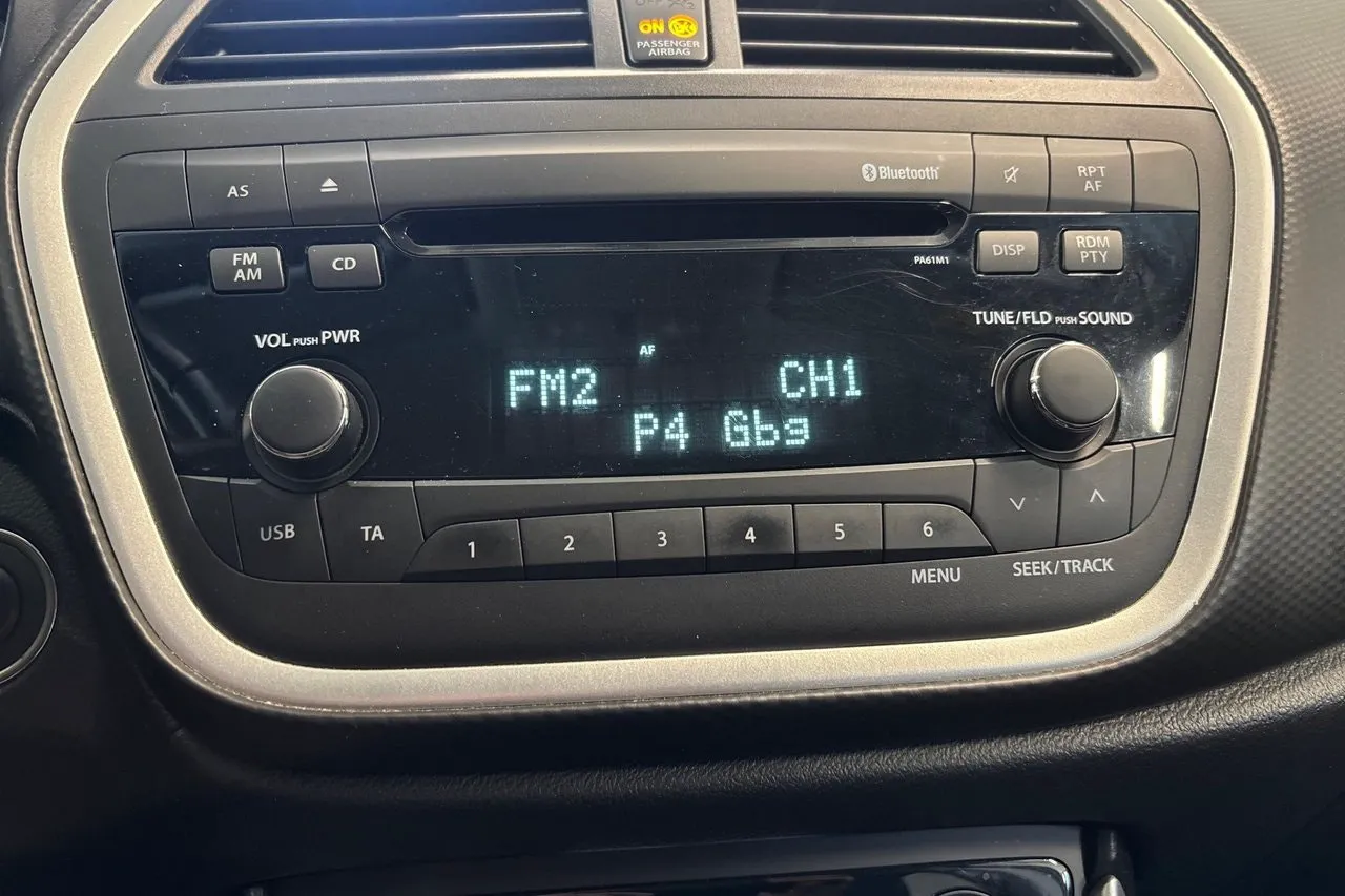 Vehicle image 17