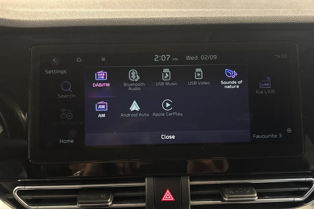 Vehicle image 18