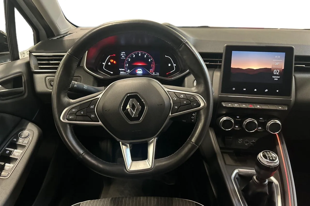 Vehicle image 15