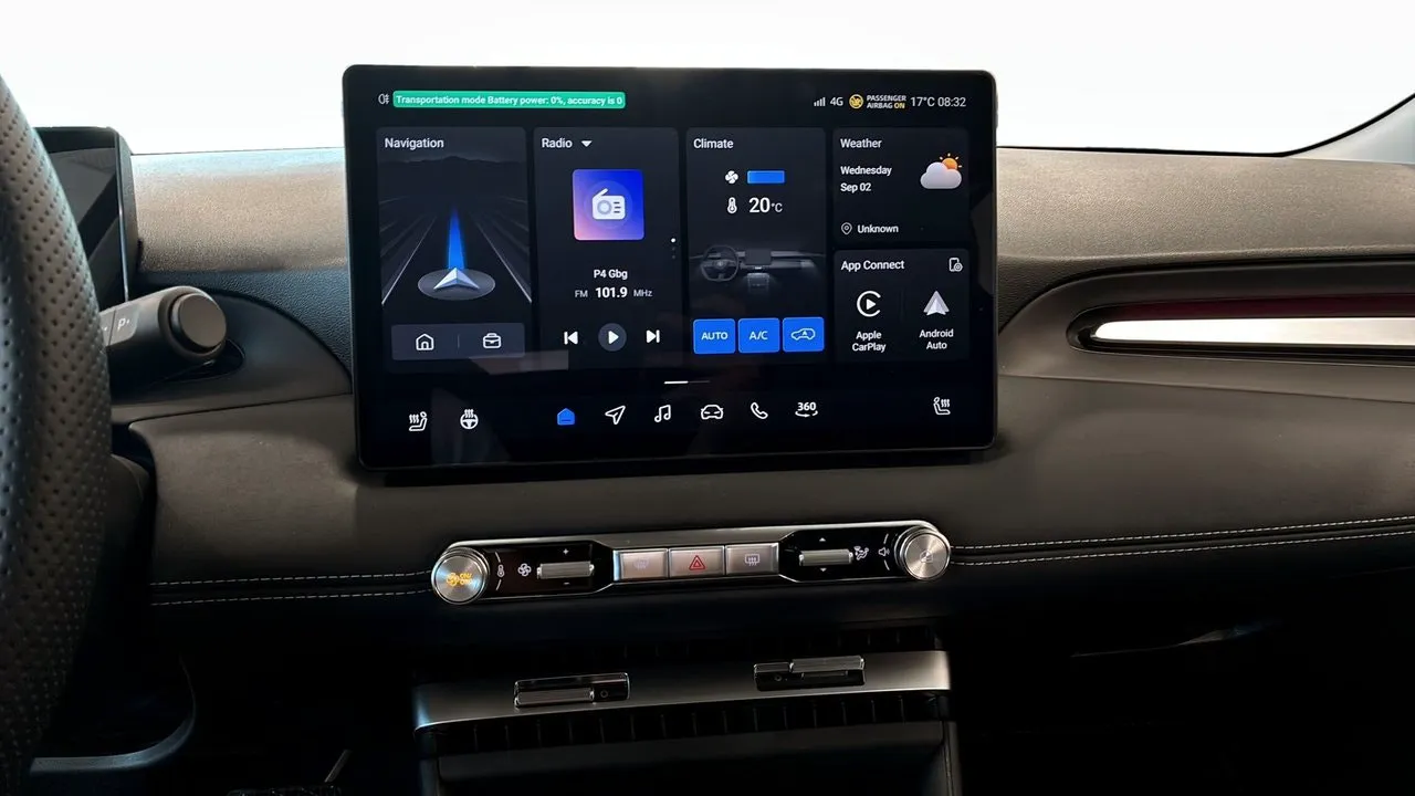 Vehicle image 11