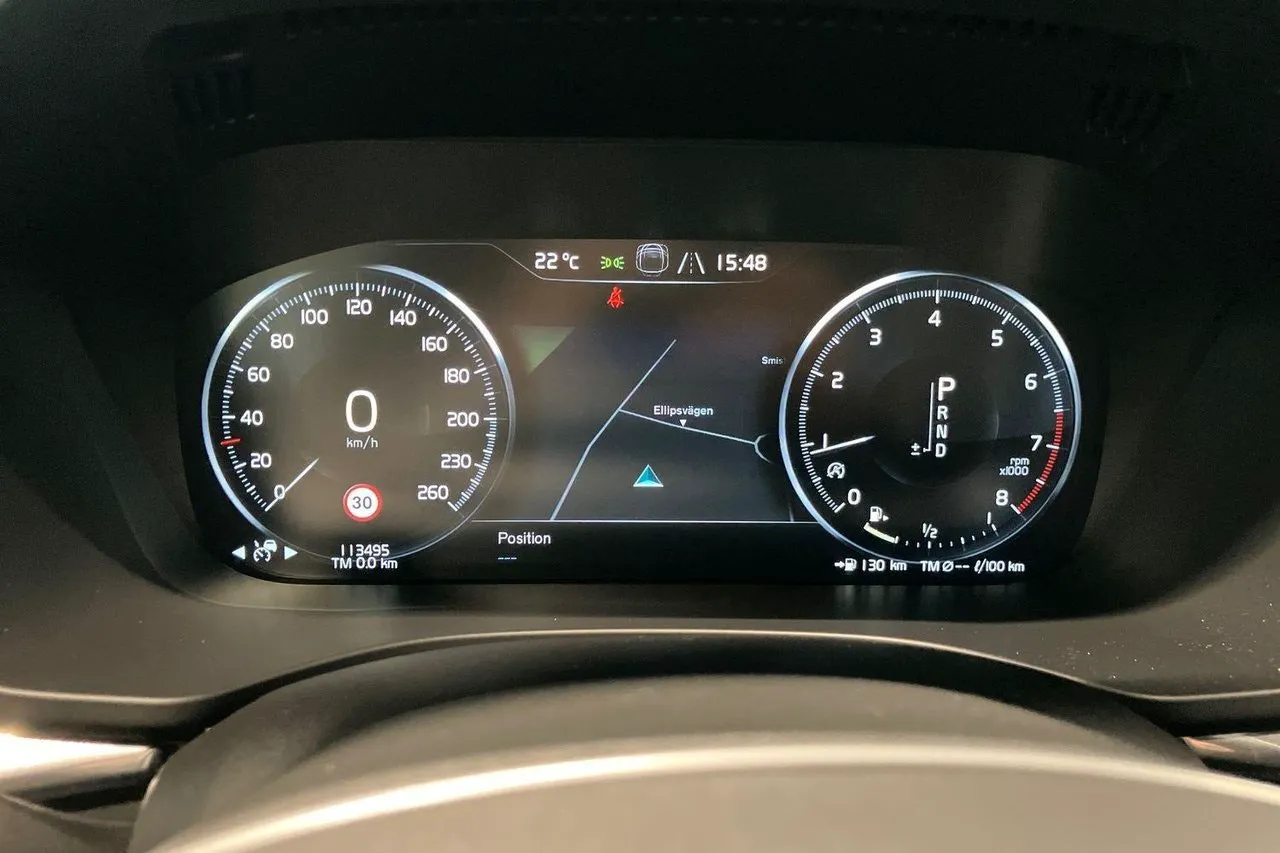 Vehicle image 14