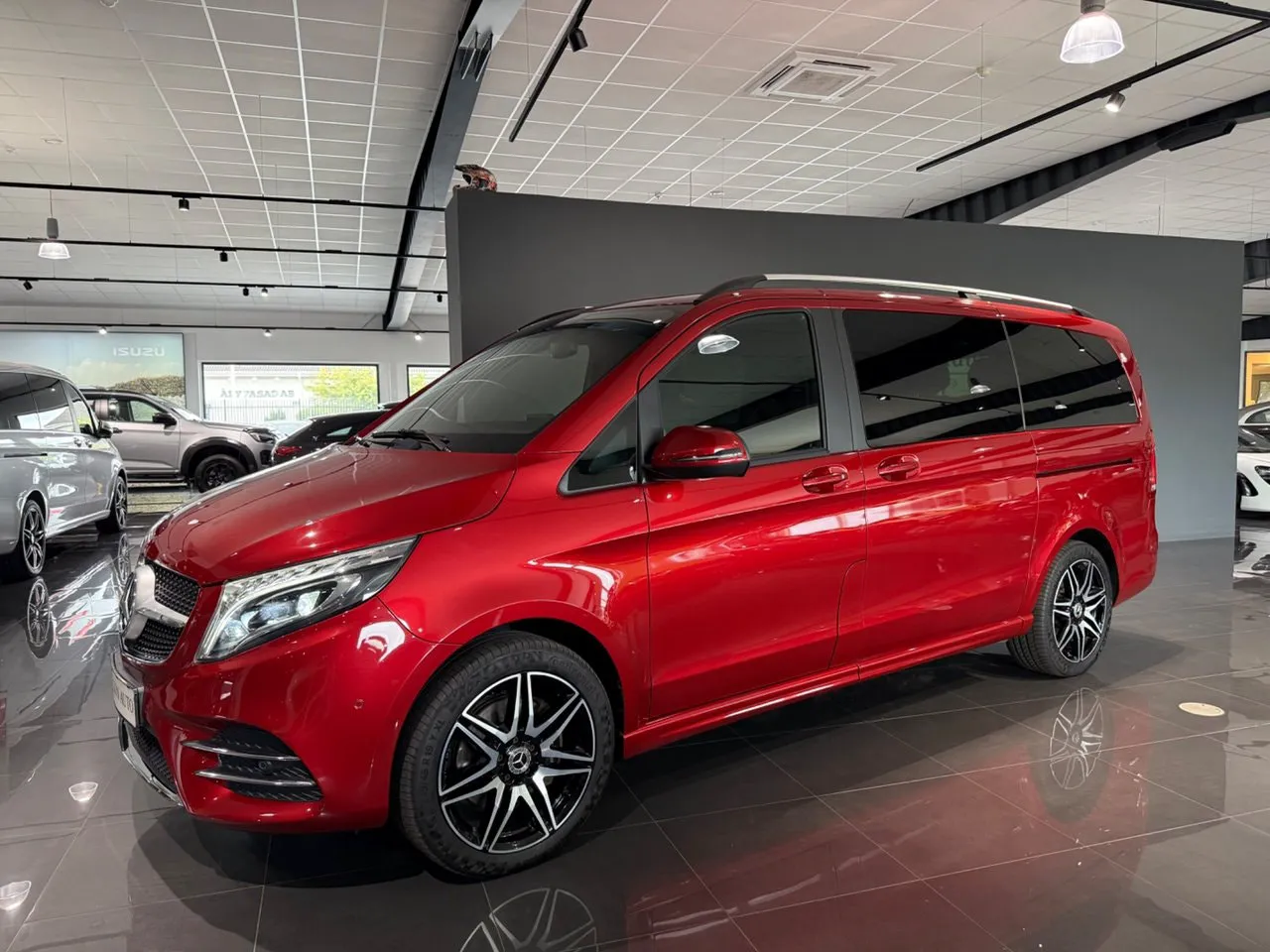 Vehicle image 18