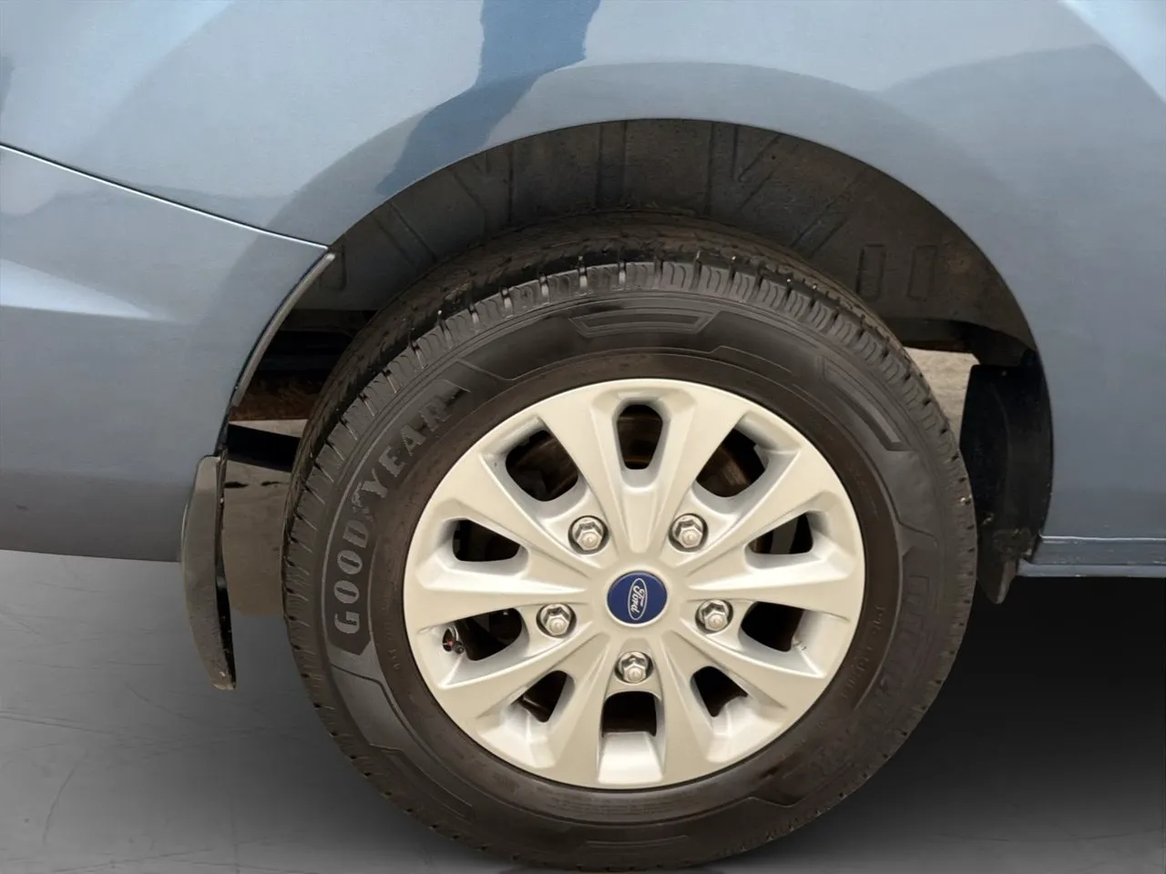 Vehicle image 31