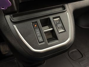 Opel Vivaro bild 24