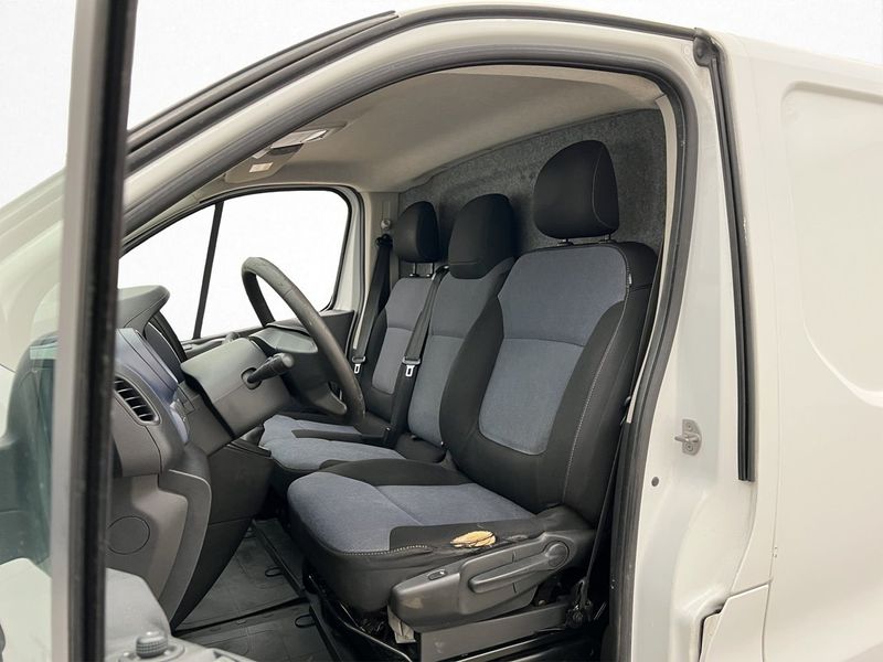Opel Vivaro bild 15