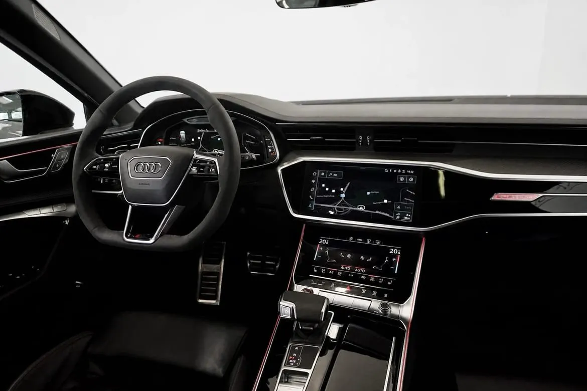 Vehicle image 21