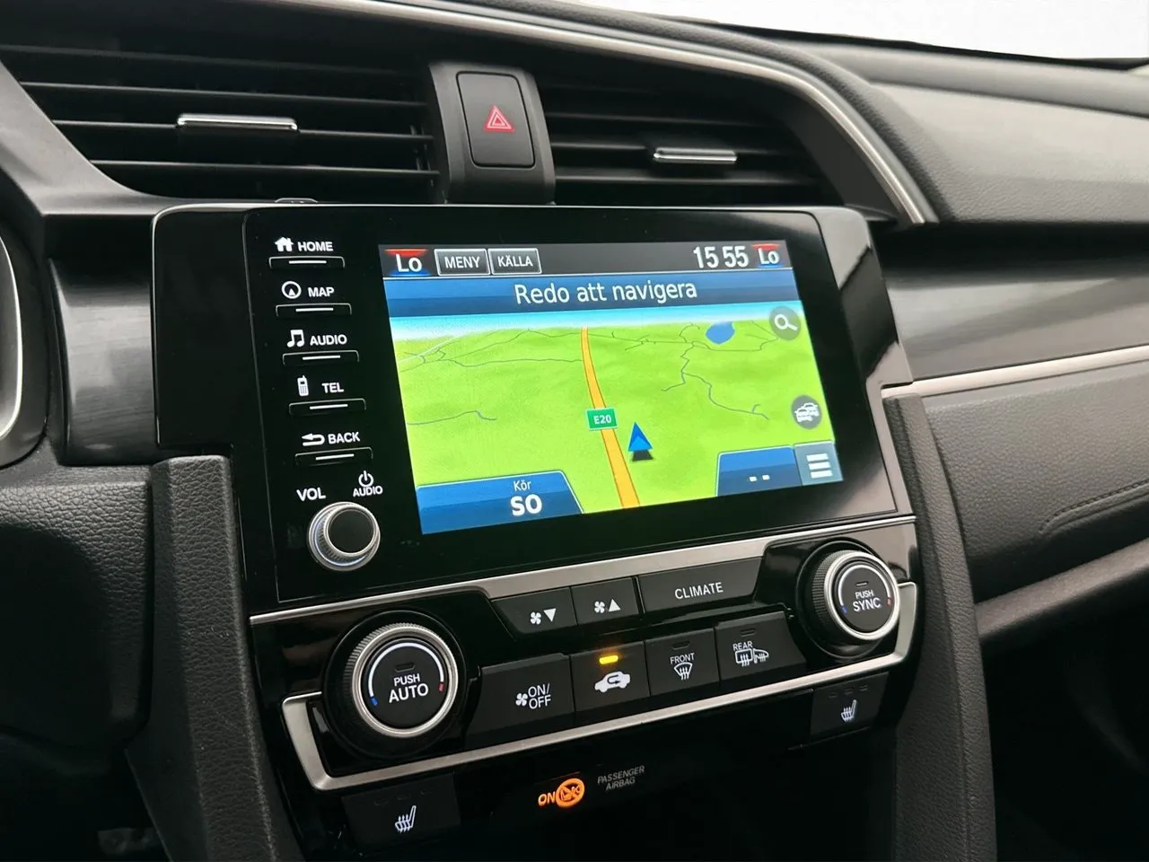 Vehicle image 18