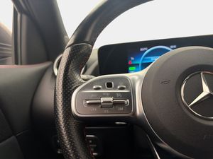 Mercedes GLA250 bild 16