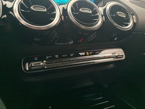 Mercedes GLA250 bild 23