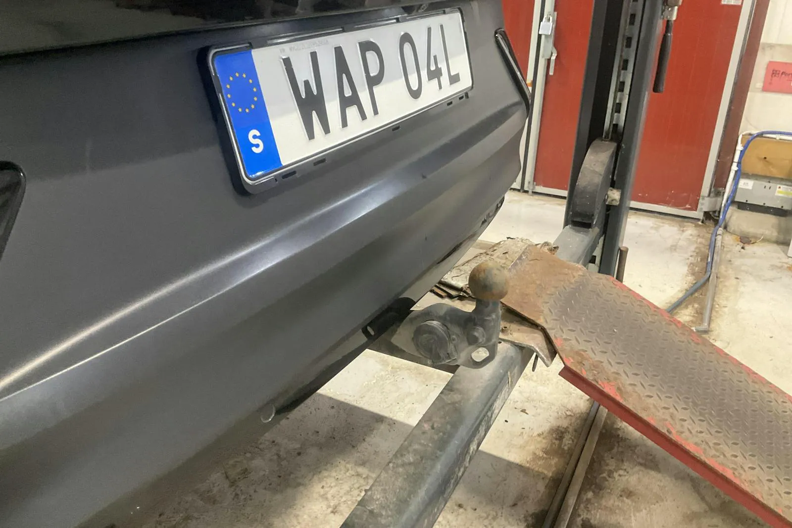 Vehicle image 15