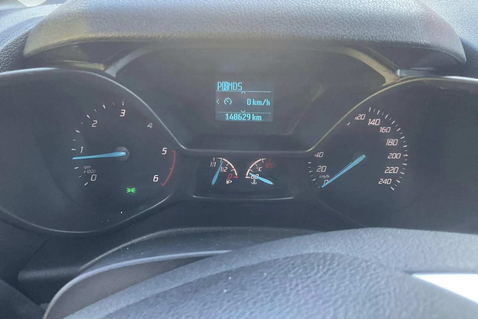 Vehicle image 9