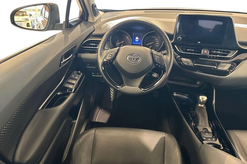 Toyota C-HR bild 11