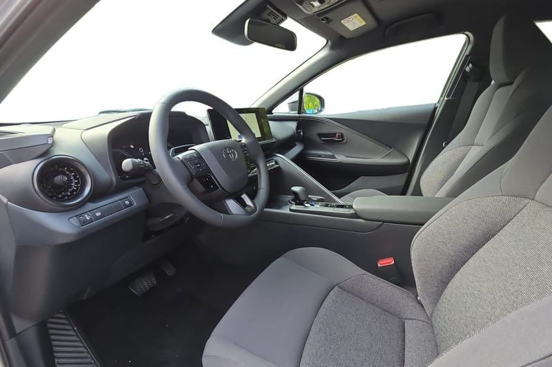Toyota C-HR bild 12
