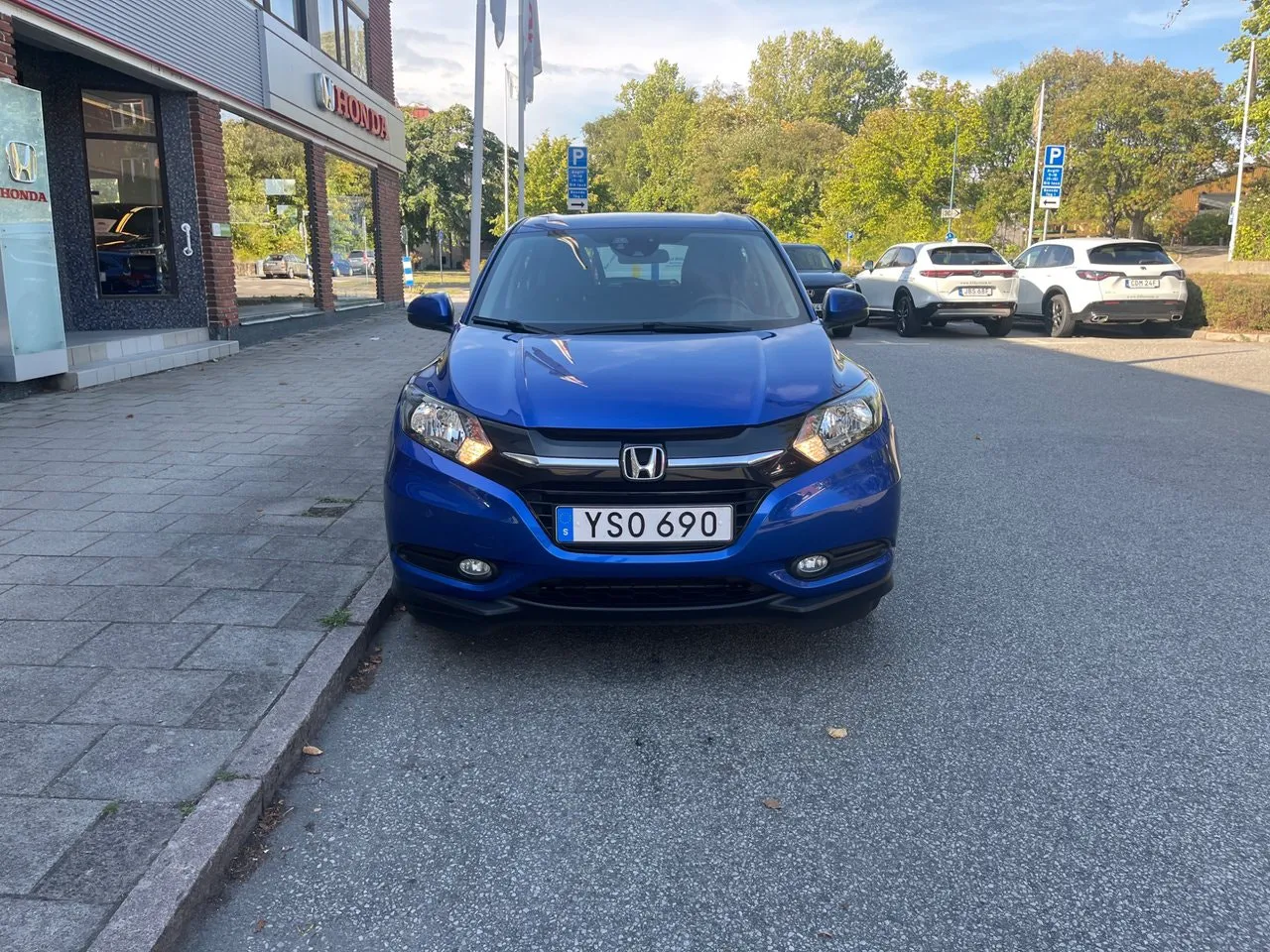 Vehicle image 2