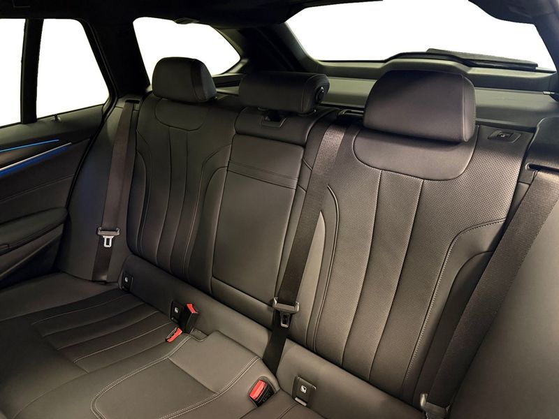 BMW 530 bild 10
