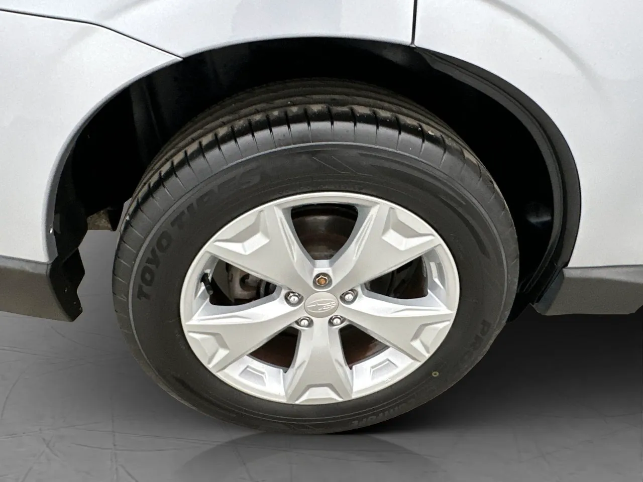 Vehicle image 30