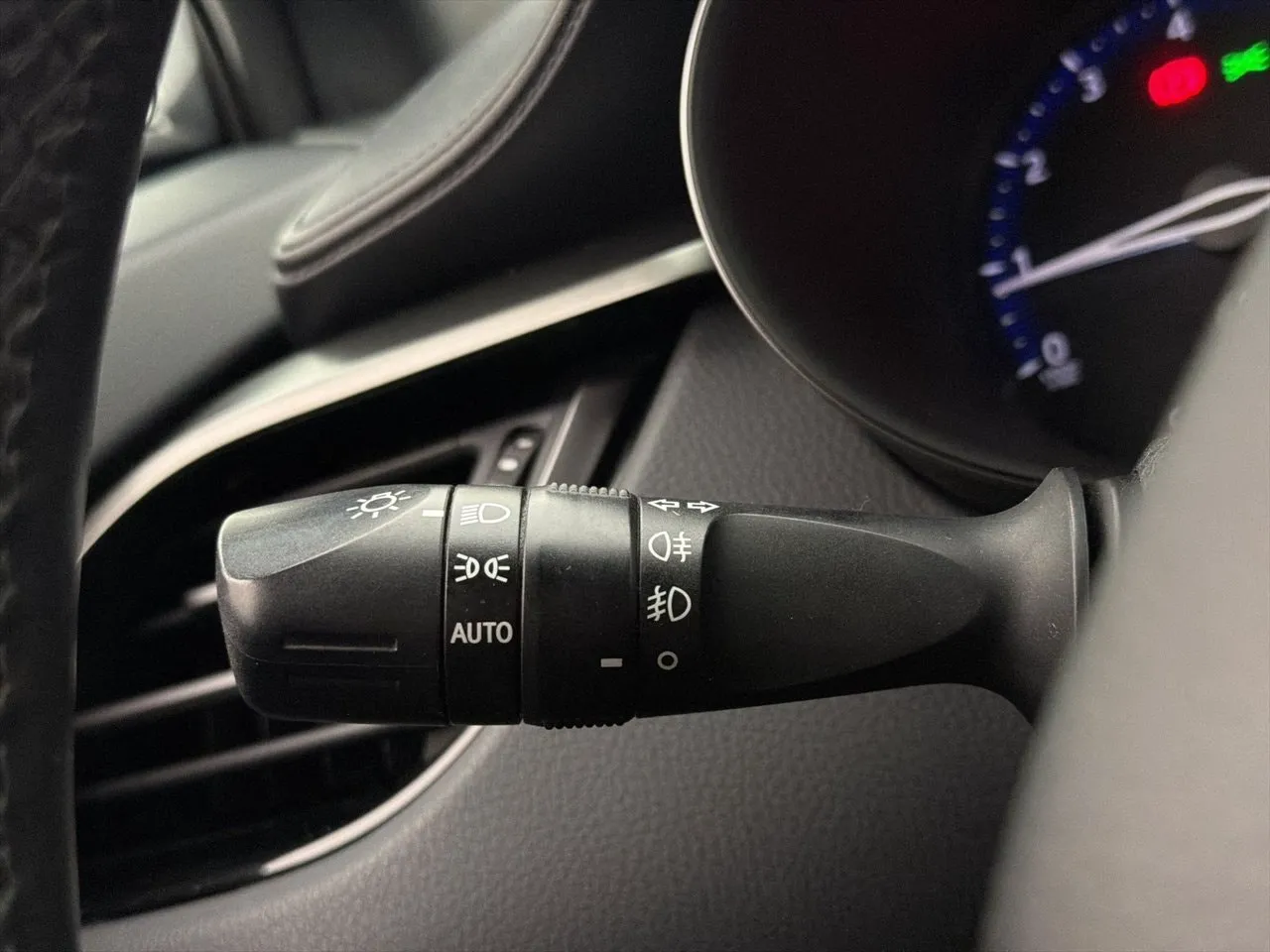 Vehicle image 24