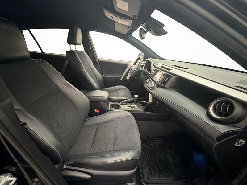 Toyota RAV4 bild 12