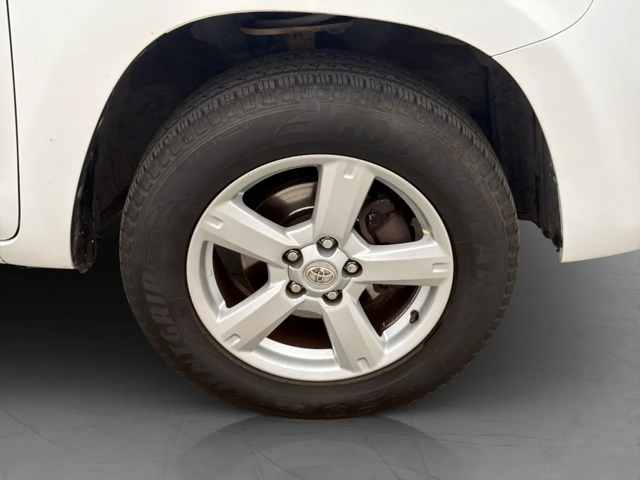 Vehicle image 23