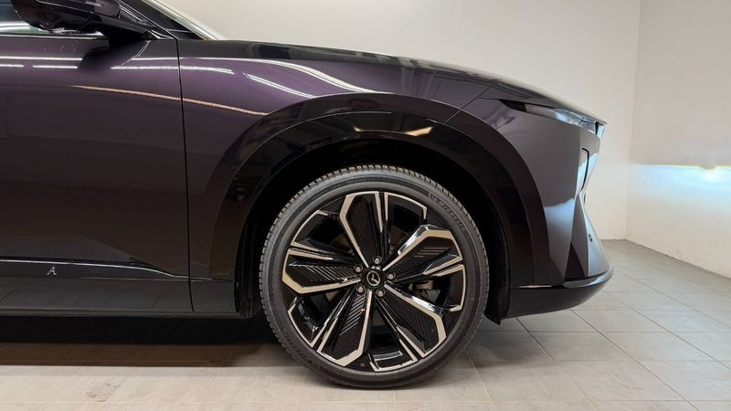 Mazda CX-6e bild 15