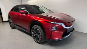 Mazda CX-6e bild 2
