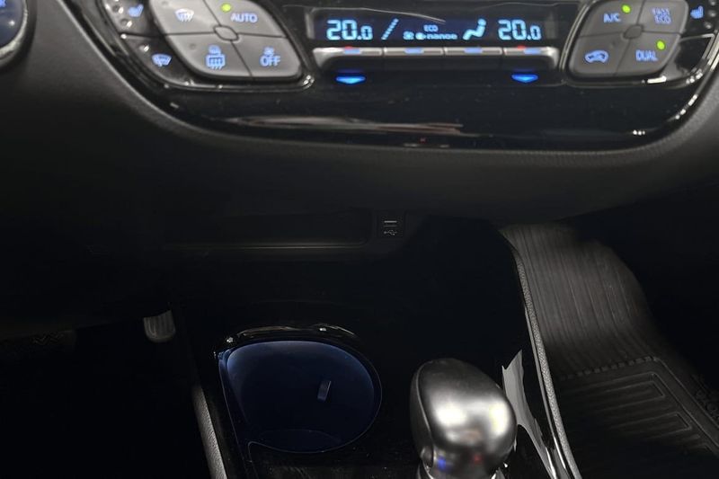 Toyota C-HR bild 16
