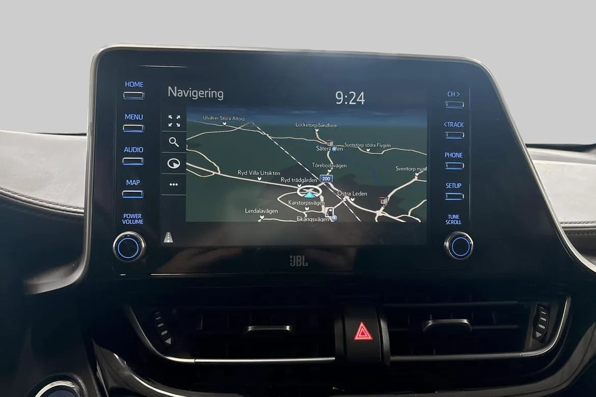 Vehicle image 11