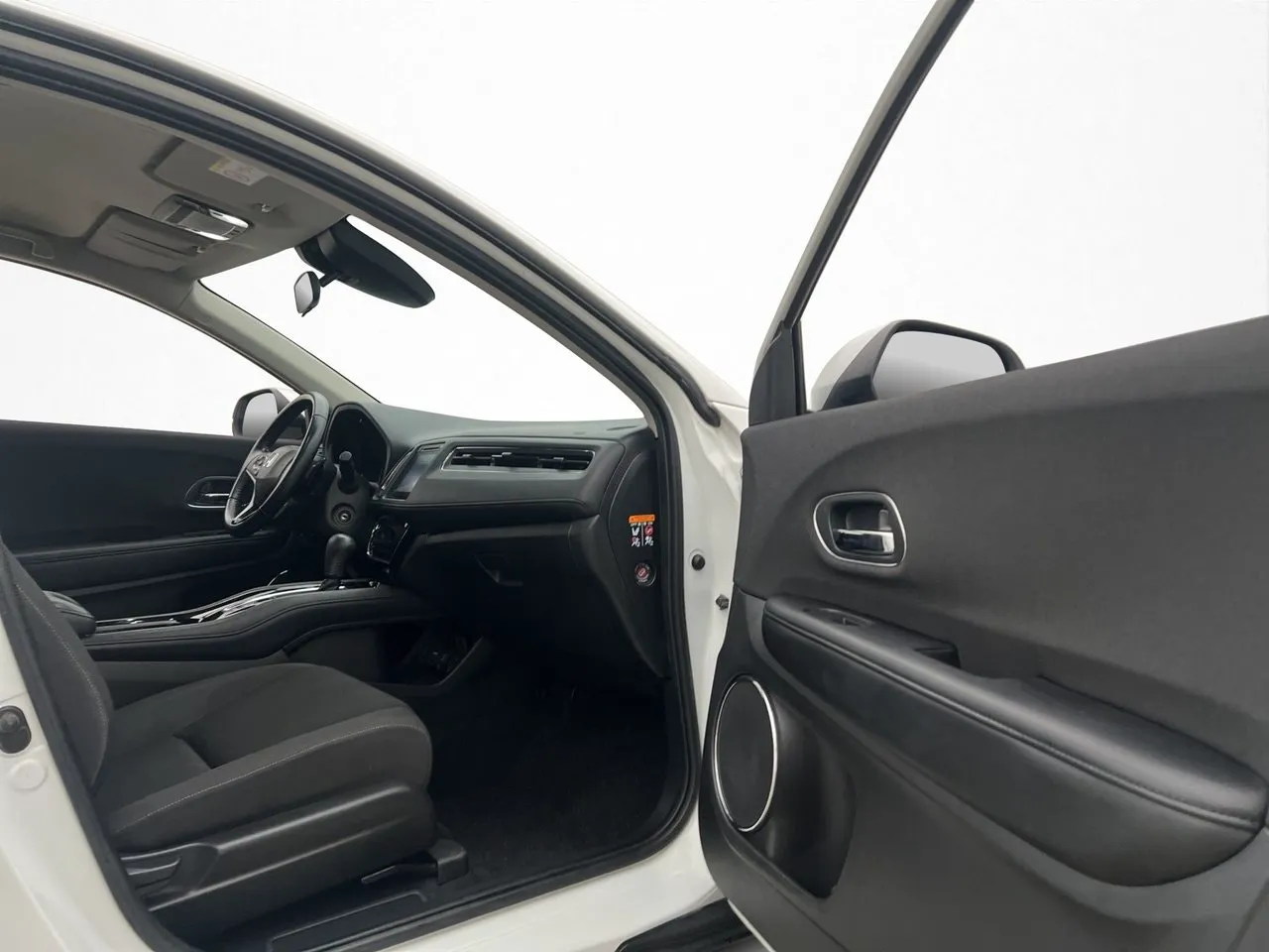 Vehicle image 24