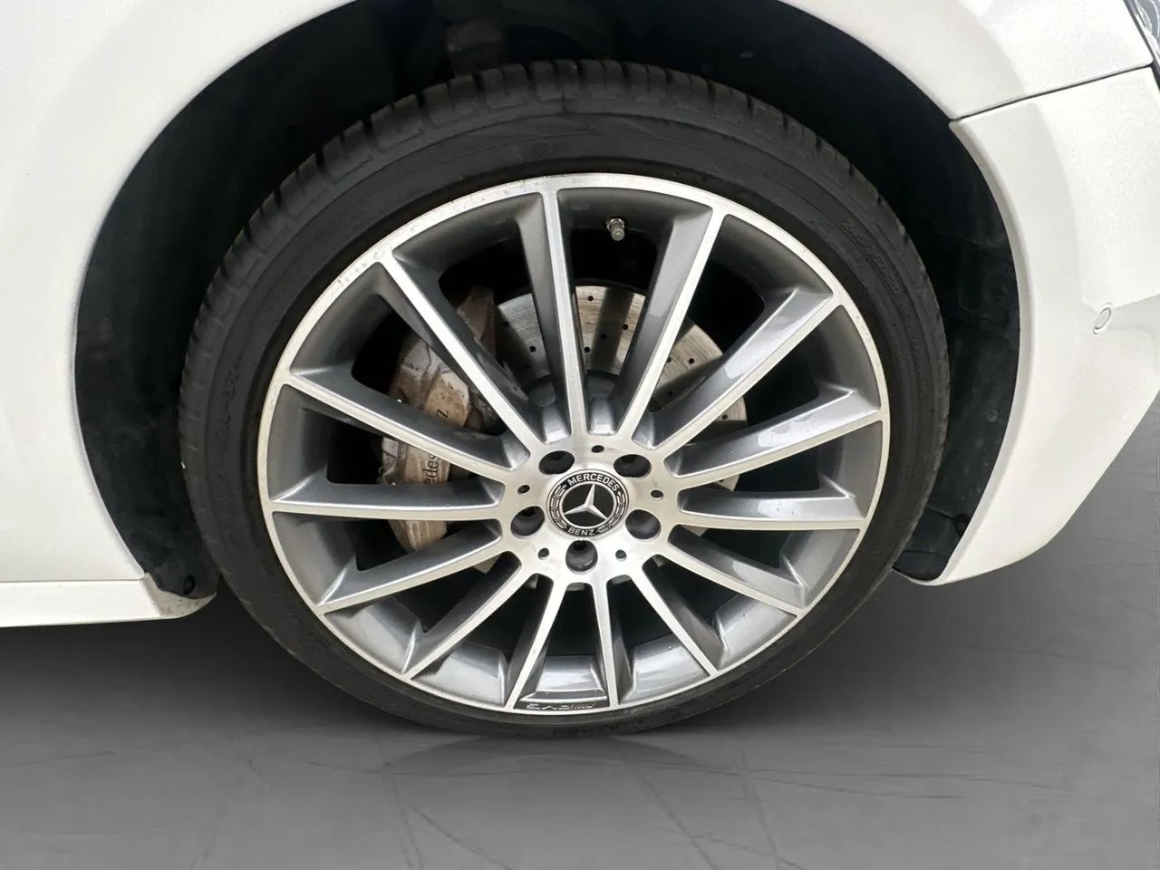 Vehicle image 36