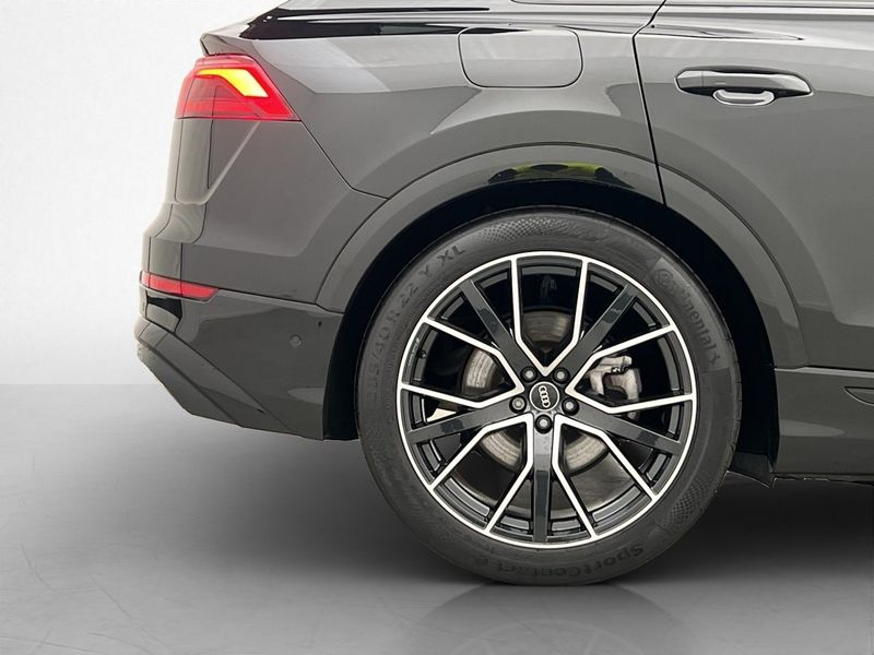 Audi Q8 bild 24