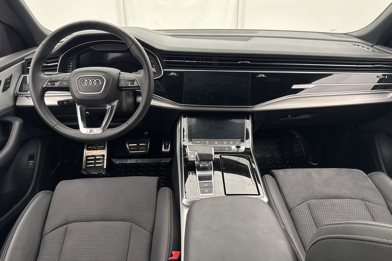 Audi Q8 bild 14